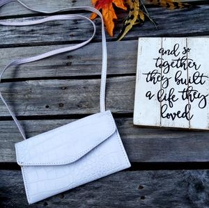 Crocodile Pattern Crossbody Purse1